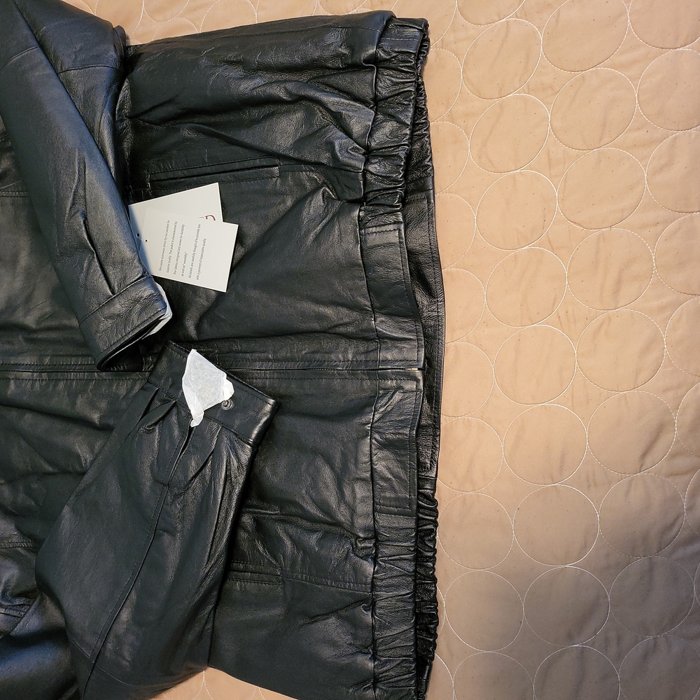 Leather Jacket - Picture 3 of 7